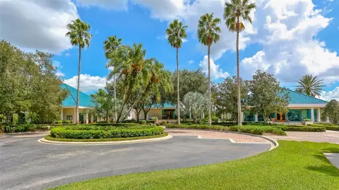 View/Area - 8025 Hampton Ct, University Park, FL 34201 photo 9 of 20