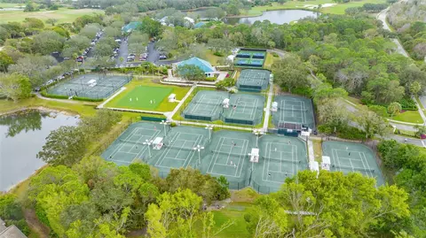 View/Area - 8025 Hampton Ct, University Park, FL 34201 photo 17 of 20