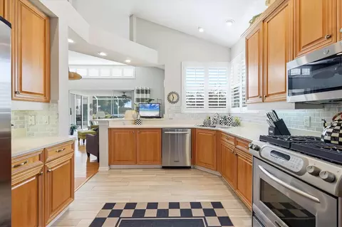 Kitchen - 8025 Hampton Ct, University Park, FL 34201 photo 2 of 3