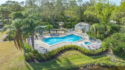 Exterior - 8025 Hampton Ct, University Park, FL 34201 photo 5 of 7