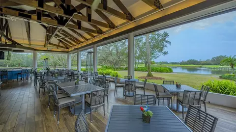 Exterior - 8025 Hampton Ct, University Park, FL 34201 photo 6 of 7