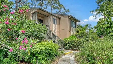 1720 Glenhouse Dr #326, Sarasota, FL 34231