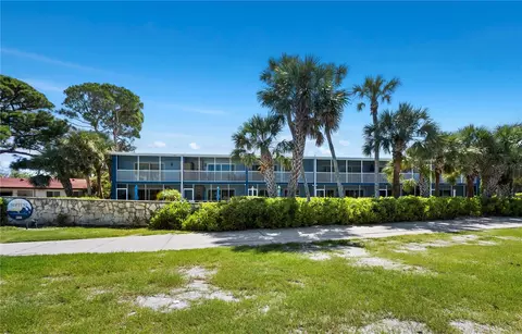 2850 Gulf Of Mexico Dr #5, Longboat Key, FL 34228