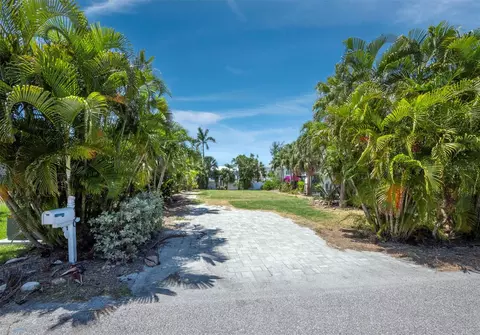 450 Firehouse Ct, Longboat Key, FL 34228