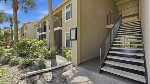 4033 Crockers Lake Blvd #28, Sarasota, FL 34238