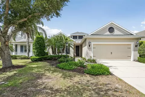 11718 Forest Park Cir, Bradenton, FL 34211
