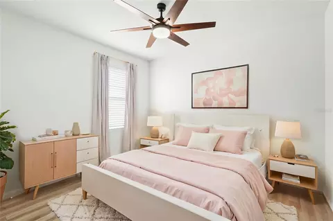 Bedroom - 5539 105th Ter E, Parrish, FL 34219 photo 4 of 9