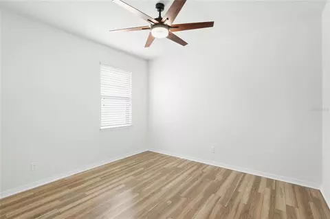 Bedroom - 5539 105th Ter E, Parrish, FL 34219 photo 5 of 9
