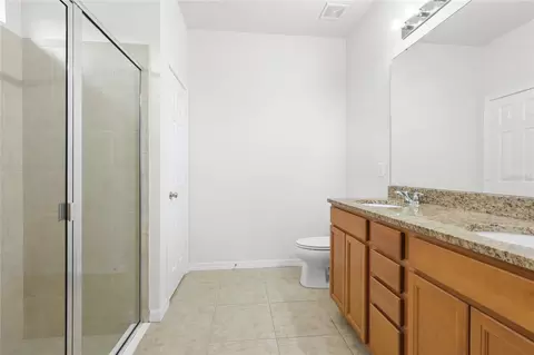 Bath - 5539 105th Ter E, Parrish, FL 34219 photo 1 of 3