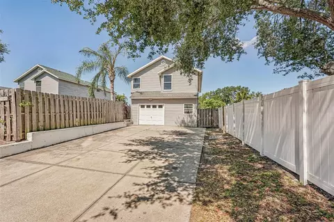 5102 Moeller Ave, Sarasota, FL 34233
