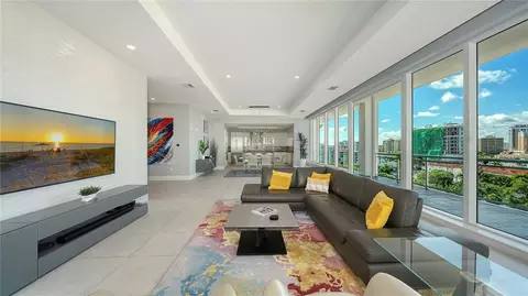 540 N Tamiami Trl #804, Sarasota, FL 34236