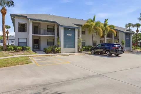 4430 47th Ave W #202, Bradenton, FL 34210