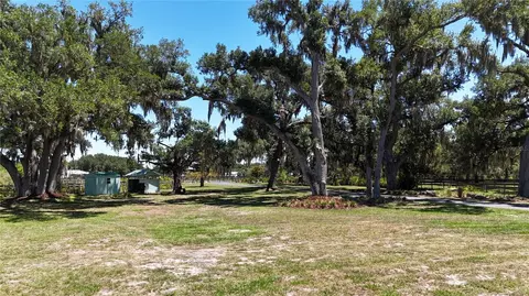 Exterior - 5925 Spencer Parrish Rd, Parrish, FL 34219 photo 3 of 17