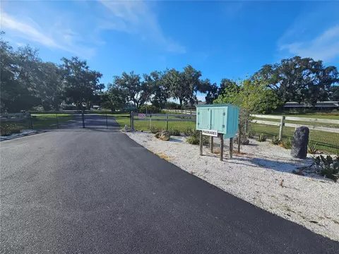 Exterior - 5925 Spencer Parrish Rd, Parrish, FL 34219 photo 7 of 17