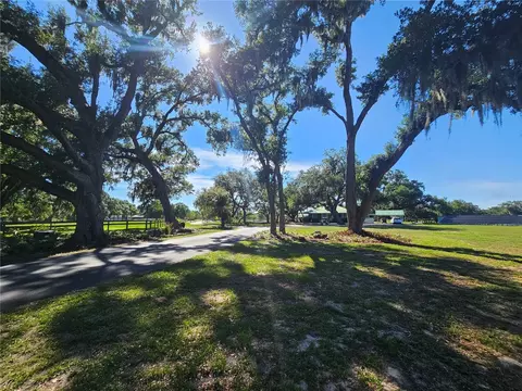 Exterior - 5925 Spencer Parrish Rd, Parrish, FL 34219 photo 9 of 17