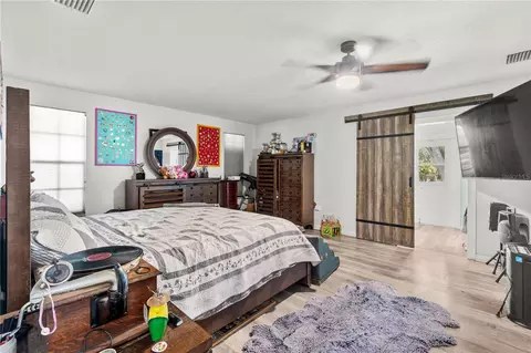 Bedroom - 5925 Spencer Parrish Rd, Parrish, FL 34219 photo 1 of 3