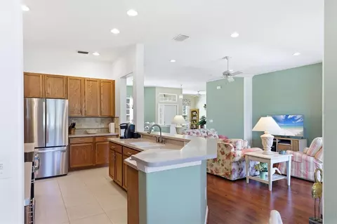 Kitchen - 4227 61st Ave E, Bradenton, FL 34203 photo 1 of 4