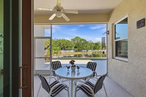 Exterior - 4227 61st Ave E, Bradenton, FL 34203 photo 5 of 10
