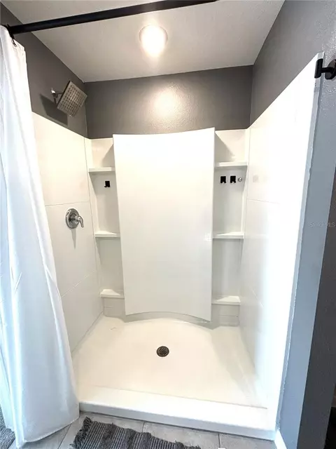 Bath - 16731 Kingman Reef St, Wimauma, FL 33598 photo 3 of 4