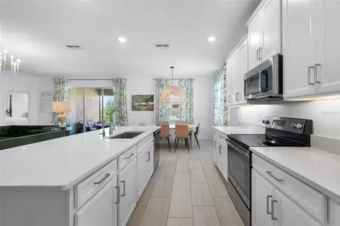 Kitchen - 14325 17th Ct E, Parrish, FL 34219 photo 3 of 6