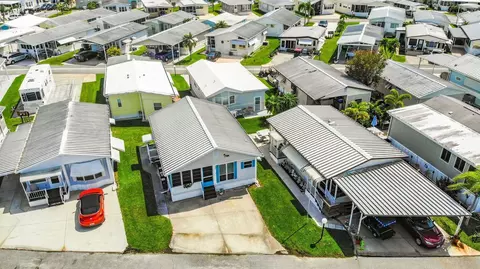3333 26th Ave E #1099, Bradenton, FL 34208