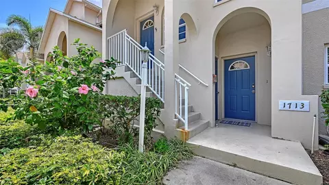 4270 Castlebridge Ln #1723, Sarasota, FL 34238