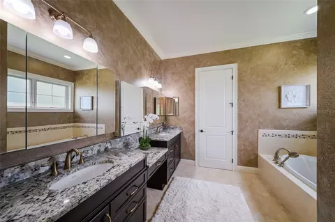 Bath - 14902 17th Ave E, Bradenton, FL 34212 photo 1 of 6