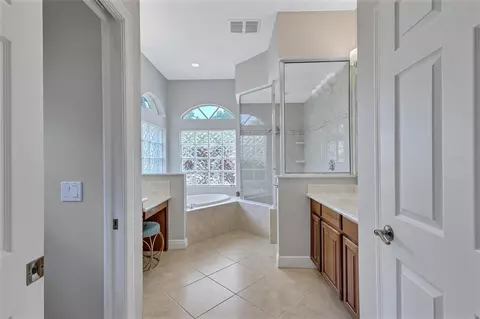 Bath - 14404 18th Pl E, Bradenton, FL 34212 photo 1 of 6