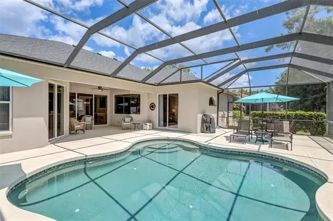 Exterior - 14404 18th Pl E, Bradenton, FL 34212 photo 9 of 13