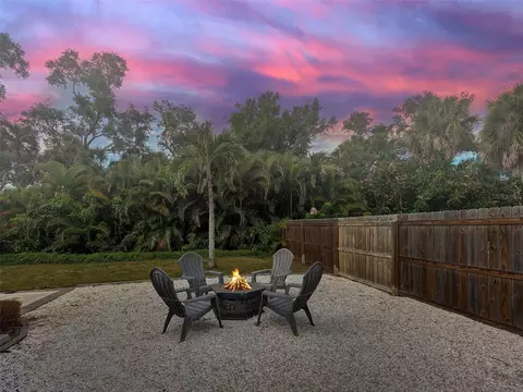 Exterior - 1303 E Gate Dr, Venice, FL 34285 photo 17 of 21