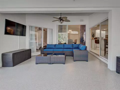 Exterior - 1303 E Gate Dr, Venice, FL 34285 photo 6 of 21