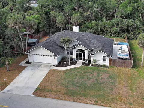 View/Area - 1303 E Gate Dr, Venice, FL 34285 photo 2 of 8