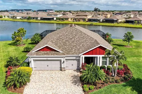 5811 Campina Pl, Palmetto, FL 34221