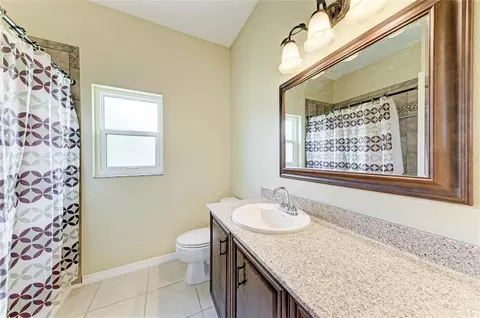 Bath - 17612 White Fox Dr, Parrish, FL 34219 photo 3 of 4