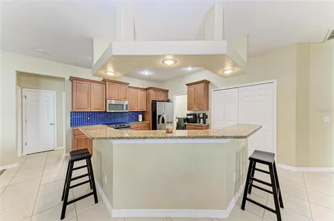 Kitchen - 17612 White Fox Dr, Parrish, FL 34219 photo 2 of 2