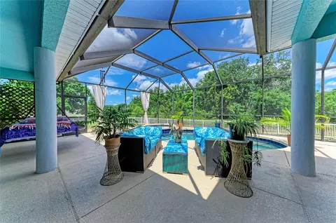 Exterior - 17612 White Fox Dr, Parrish, FL 34219 photo 3 of 6