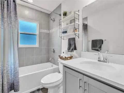 Bath - 16519 66th Ln E, Parrish, FL 34219 photo 1 of 3