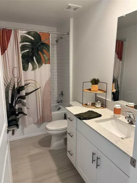 Bath - 8823 Sunset Park Trl, Parrish, FL 34219 photo 4 of 4