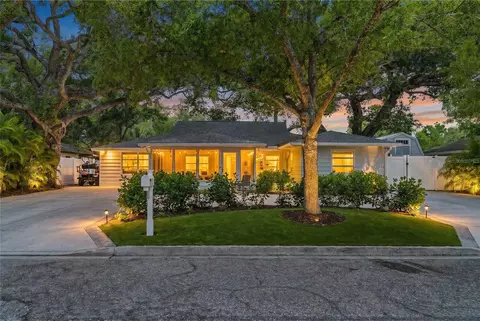 2215 Hibiscus St, Sarasota, FL 34239