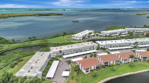 View/Area - 4835 Independence Dr, Bradenton, FL 34210 photo 3 of 12