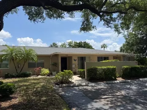 7012 W Country Club Dr N #137, Sarasota, FL 34243