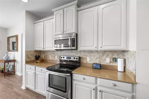 Kitchen - 2351 123rd Pl E, Parrish, FL 34219 photo 6 of 6