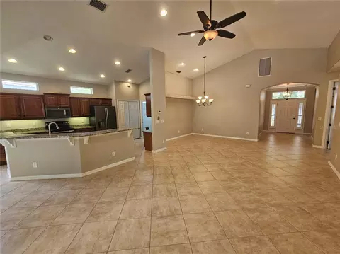 Living - 12112 Maple Ridge Dr, Parrish, FL 34219 photo 4 of 6