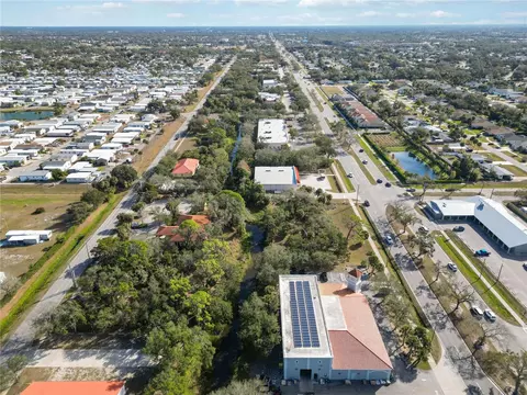 841 E Venice Ave, Venice, FL 34285 photo 16