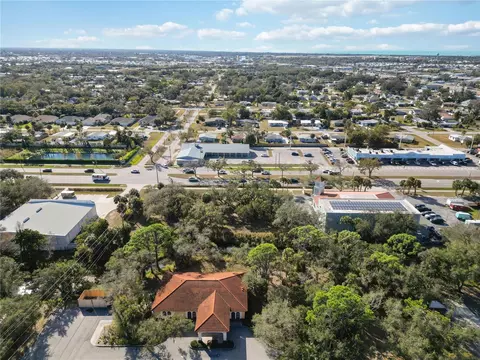 841 E Venice Ave, Venice, FL 34285 photo 7