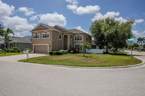 Exterior - 3010 42nd Ave E, Bradenton, FL 34208 photo 2 of 17