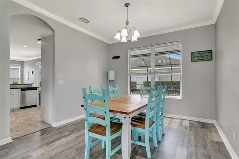 Dining - 3010 42nd Ave E, Bradenton, FL 34208 photo 2 of 4