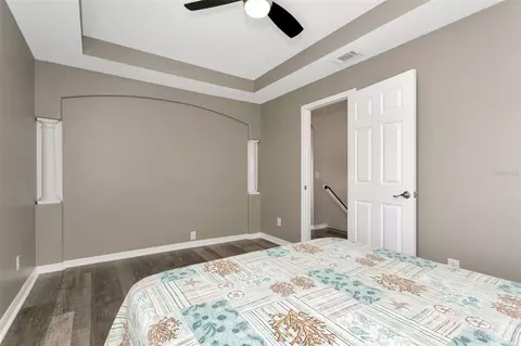 Bedroom - 3010 42nd Ave E, Bradenton, FL 34208 photo 5 of 10