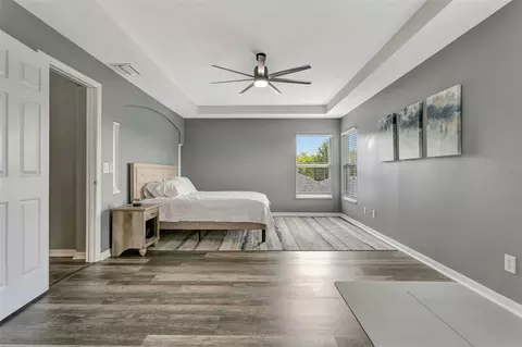 Bedroom - 3010 42nd Ave E, Bradenton, FL 34208 photo 1 of 10