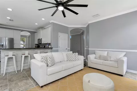 Living - 3010 42nd Ave E, Bradenton, FL 34208 photo 2 of 3
